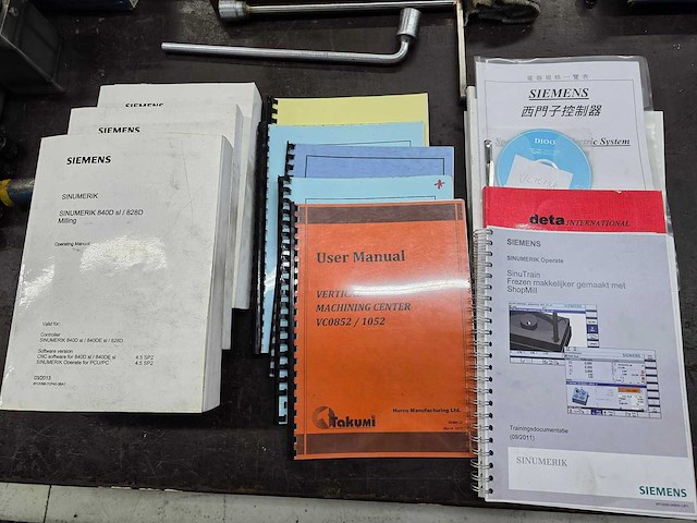 Takumi - 2016 - vc 1052 - cnc verticaal bewerkingscentrum - afbeelding 13 van  13