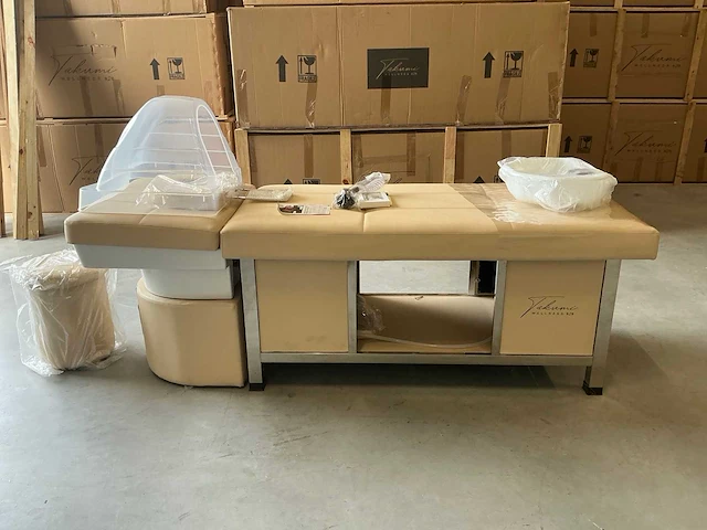 Takumi massagebed / headspa bed - afbeelding 1 van  11