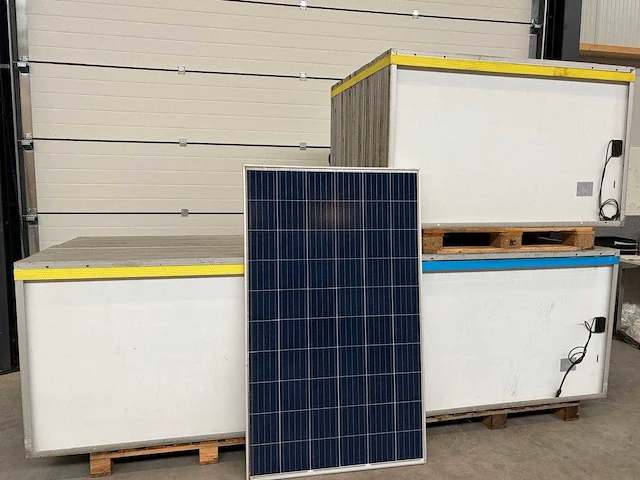 Talesun - set van 100 gebruikte zonnepanelen (260 en 275 wp) - afbeelding 2 van  4