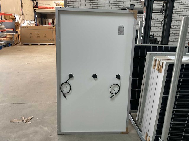 Talesun tp6h60m-335 zonnepaneel (3x) - afbeelding 1 van  3