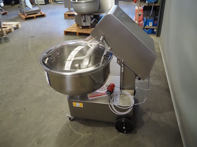 Talsa - afbeelding 4 van  10