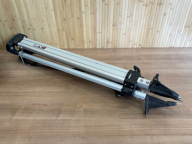 Tanco big rotator roterende bouwlaser met statief - afbeelding 3 van  6