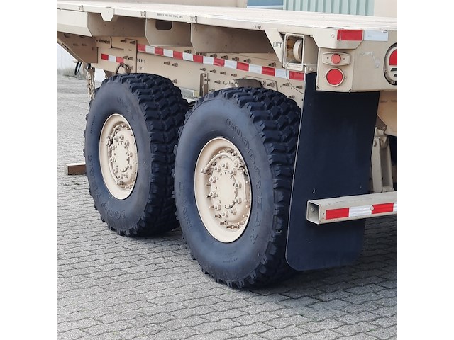 Tandemas aanhanger, bae systems - afbeelding 12 van  12