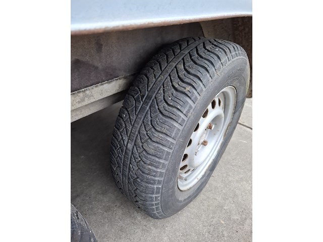 Tandemasser aanhangwagen met verkeersborden, anssems, bs, 2001 - afbeelding 14 van  24