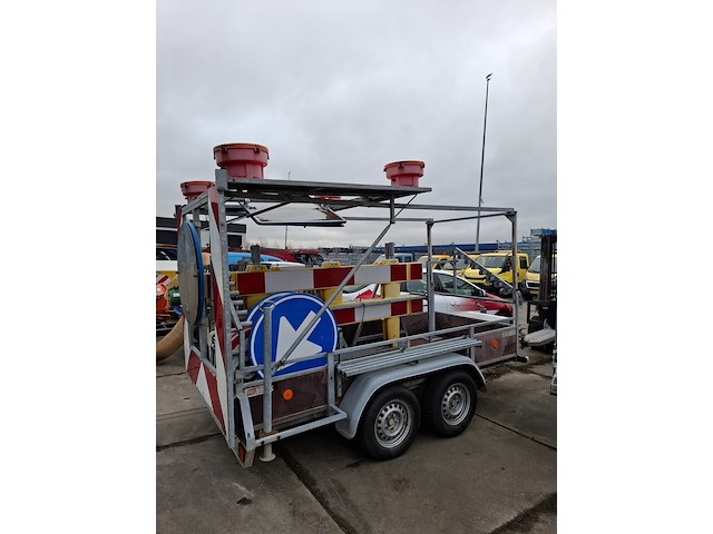 Tandemasser aanhangwagen met verkeersborden, anssems, bs, 2001 - afbeelding 16 van  24
