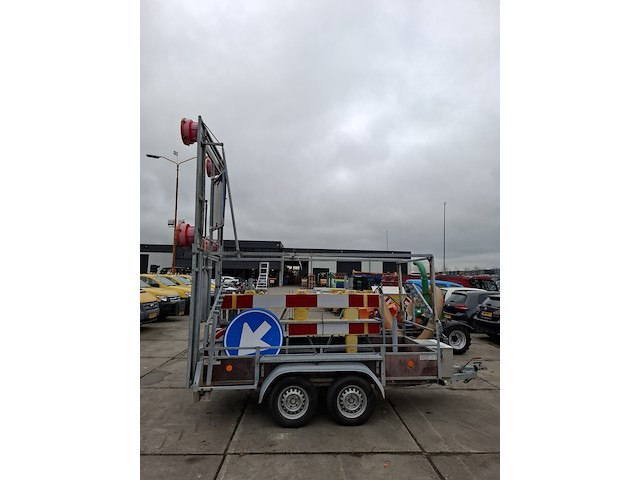 Tandemasser aanhangwagen met verkeersborden, anssems, bs, 2001 - afbeelding 12 van  24