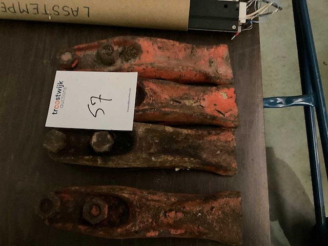 Tanden voor kraanbak (4x) - afbeelding 3 van  3