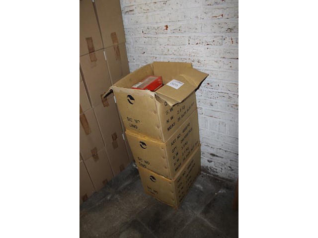 Tandenstokers in drie dozen. ca. 50.000 tandenstokers. - afbeelding 2 van  3