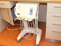 Tandheelkundige behandelunit planmeca compact (cart-uitvoering) met turbineslang, micromotor/contrahoekaans... - afbeelding 1 van  3