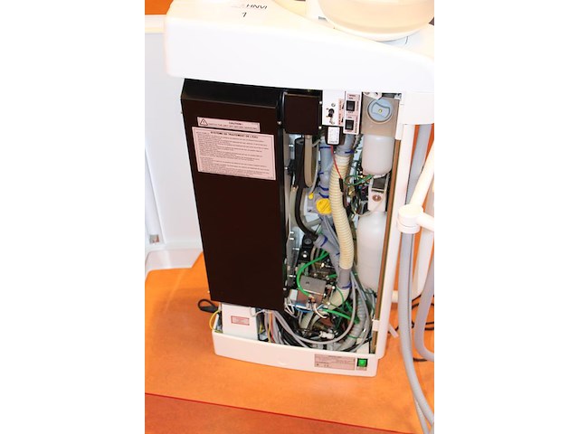 Tandheelkundige behandelunit planmeca model compact i, bouwjaar 03-2005, serienummer upnc366433… - afbeelding 2 van  11