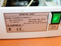 Tandheelkundige behandelunit planmeca model compact i, bouwjaar 03-2005, serienummer upnc366433 - afbeelding 2 van  11