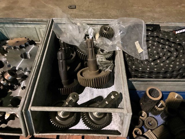 Tandwielen en aftakas onderdelen - afbeelding 6 van  7