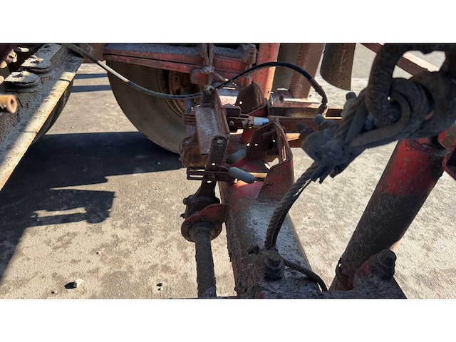 Tang trailer - afbeelding 5 van  17