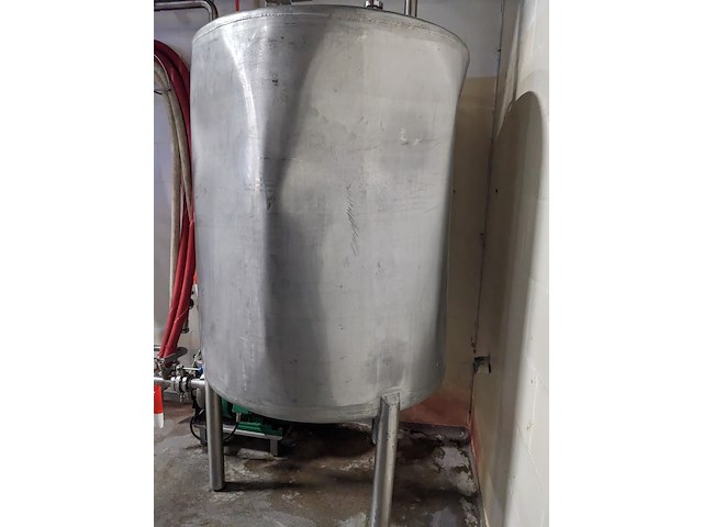 Tank 1000l en spoelpomp - afbeelding 2 van  8