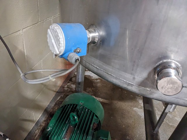 Tank 1000l en spoelpomp - afbeelding 4 van  8