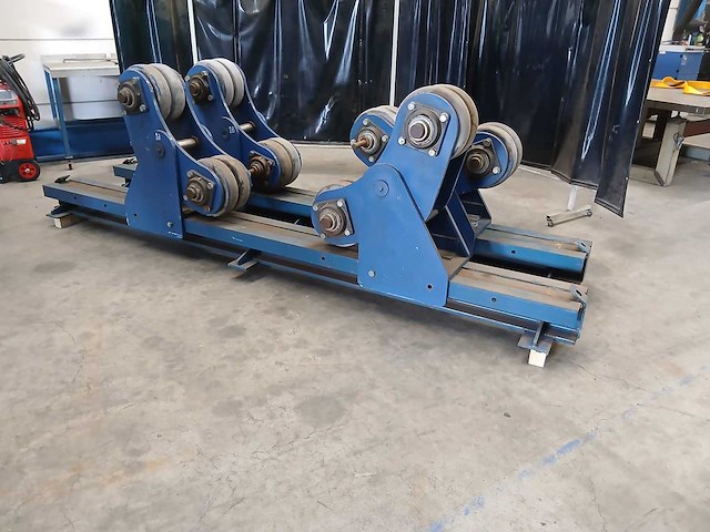 Tankrollen / rolstelling 30 ton - afbeelding 1 van  10