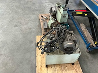 Tanshing mrnc-255 draai zwenk tafel/4e as met pomp - afbeelding 8 van  14