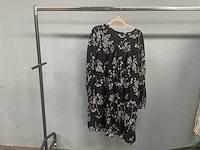 Tante betsy - diverse - kleding - afbeelding 5 van  46