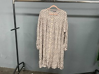Tante betsy - diverse - kleding - afbeelding 16 van  46