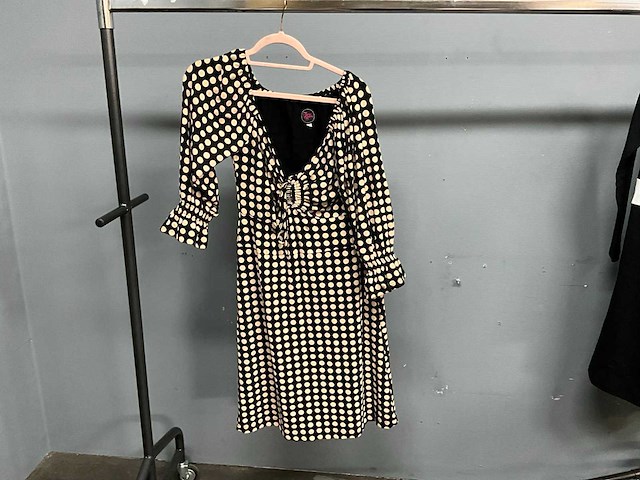 Tante betsy - diverse - kleding - afbeelding 38 van  46
