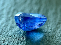 Tanzaniet - 12.78 carat natuurlijke tanzaniet - afbeelding 2 van  3