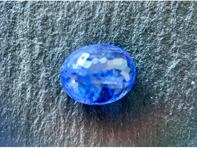 Tanzaniet - 12.78 carat natuurlijke tanzaniet - afbeelding 3 van  3