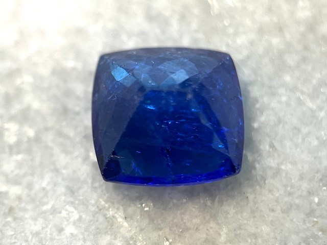 Tanzaniet - 4.85 carat natuurlijke tanzaniet - afbeelding 3 van  4