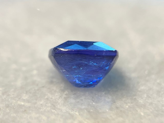 Tanzaniet - 5.36 carat natuurlijke tanzaniet - afbeelding 2 van  6