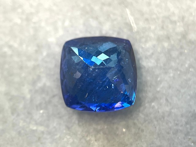 Tanzaniet - 5.36 carat natuurlijke tanzaniet - afbeelding 3 van  6