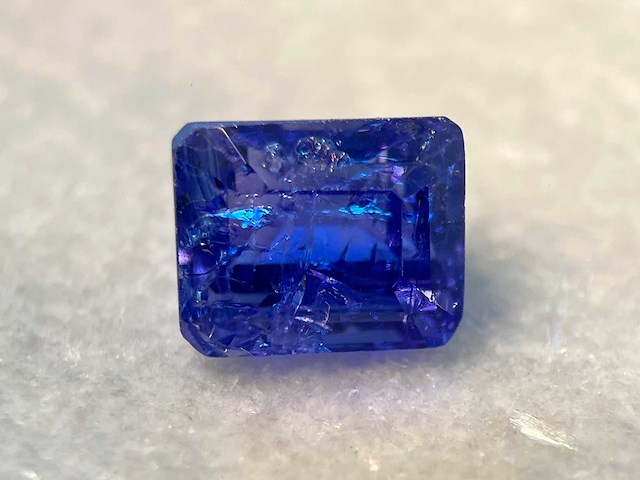 Tanzaniet - 6.29 carat natuurlijke tanzaniet - afbeelding 1 van  5