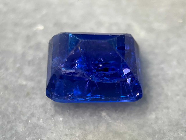 Tanzaniet - 6.29 carat natuurlijke tanzaniet - afbeelding 4 van  5