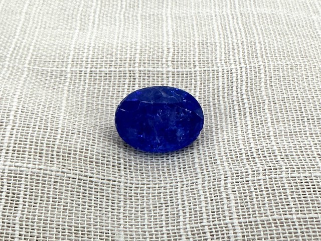 Tanzaniet - 6.66 carat natuurlijke tanzaniet (gecertificeerd) - afbeelding 1 van  3