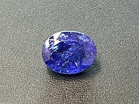Tanzaniet - 7.92 carat natuurlijke tanzaniet (gecertificeerd) - afbeelding 1 van  5