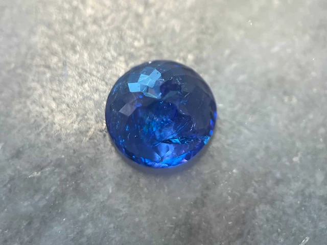Tanzaniet 4.91 ct natuurlijk - afbeelding 3 van  4