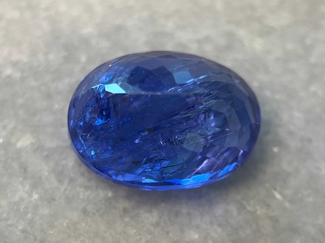 Tanzaniet 6.37 carat natuurlijke tanzaniet - afbeelding 4 van  5
