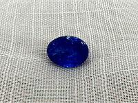Tanzaniet 8.63 carat natuurlijke tanzaniet gecertificeerd - afbeelding 1 van  3
