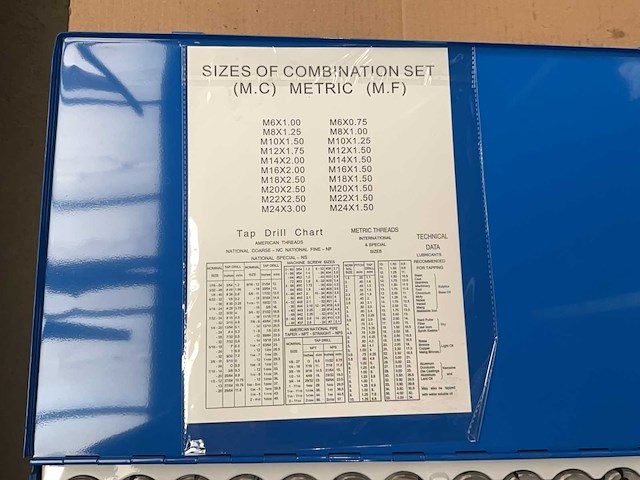 Tap- en draadsnijset - afbeelding 1 van  3