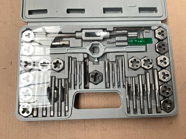 Tap- en draadsnijset - afbeelding 3 van  3