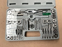 Tap- en draadsnijset - afbeelding 3 van  3