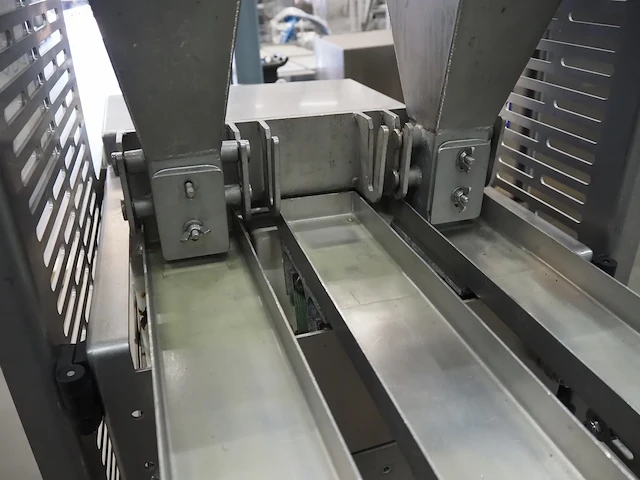 Tap machinebouw bv. - afbeelding 2 van  19