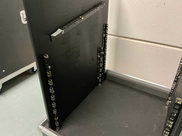 Taperack flightcase - afbeelding 5 van  6