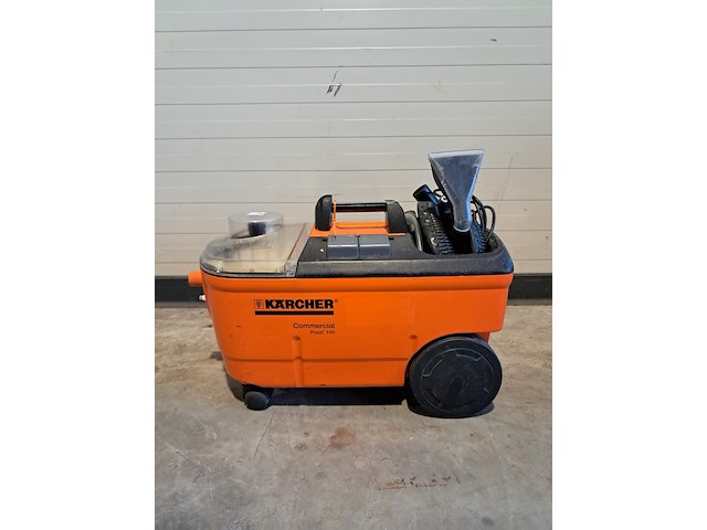 Tapijtreiniger - 230v kärcher, puzzi 100, bouwjaar 2011 - afbeelding 1 van  9