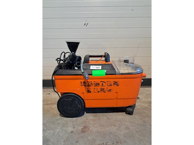 Tapijtreiniger - 230v kärcher, puzzi 100, bouwjaar 2011 - afbeelding 4 van  9