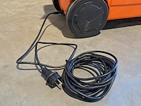 Tapijtreiniger - 230v kärcher, puzzi 100, bouwjaar 2012 - afbeelding 13 van  22