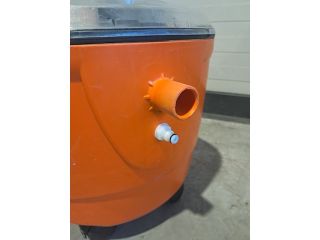 Tapijtreiniger - 230v kärcher, puzzi 100, bouwjaar 2014 - afbeelding 7 van  20