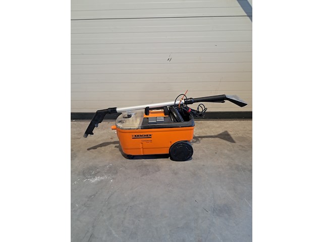 Tapijtreiniger - 230v kärcher, puzzi 100, bouwjaar 2014 - afbeelding 1 van  20