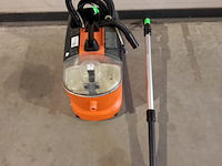 Tapijtreiniger - 230v, kärcher, puzzi 10/1, 2024 - afbeelding 1 van  4