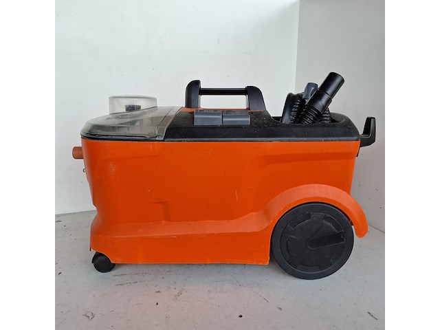 Tapijtreiniger - 230v kärcher, puzzi 10/1, bouwjaar 2016 - afbeelding 3 van  6