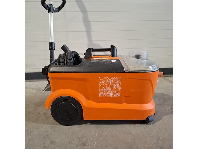 Tapijtreiniger - 230v kärcher, puzzi 10/1, bouwjaar 2016 - afbeelding 3 van  5