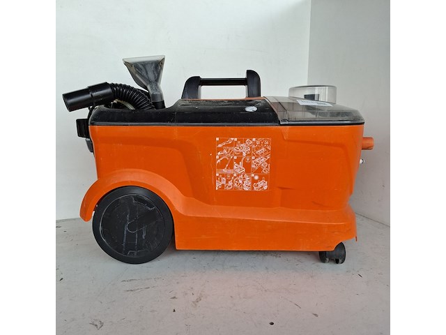 Tapijtreiniger - 230v kärcher, puzzi 10/1, bouwjaar 2017 - afbeelding 1 van  5